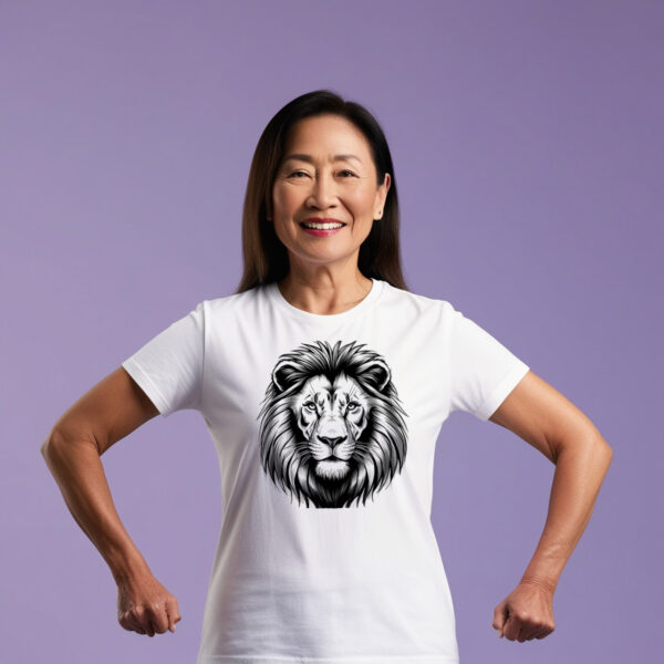 King of the Jungle Cool T-shirt Featuring Lion Head Who Is the Boss